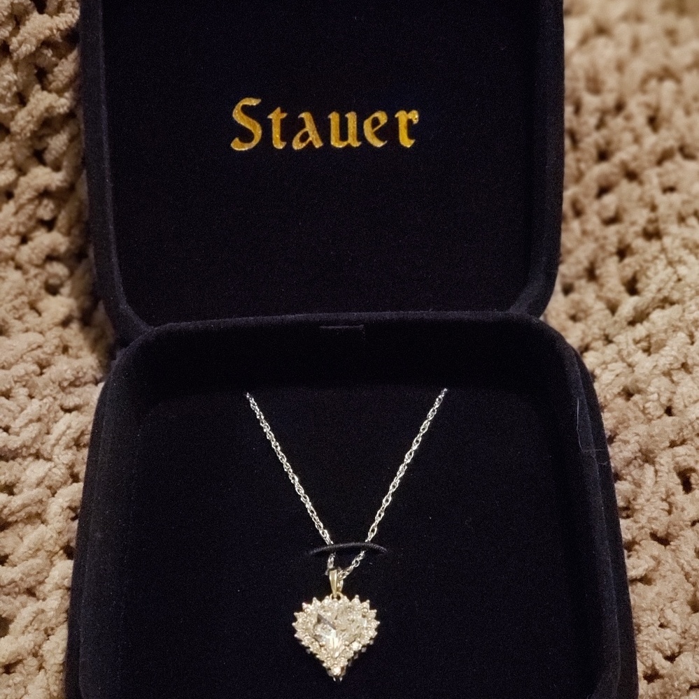 Stauer Diamondaura True Heart Necklace